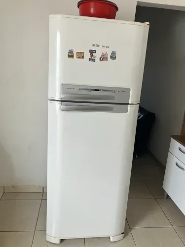Vendo geladeira Electrolux fros fre
