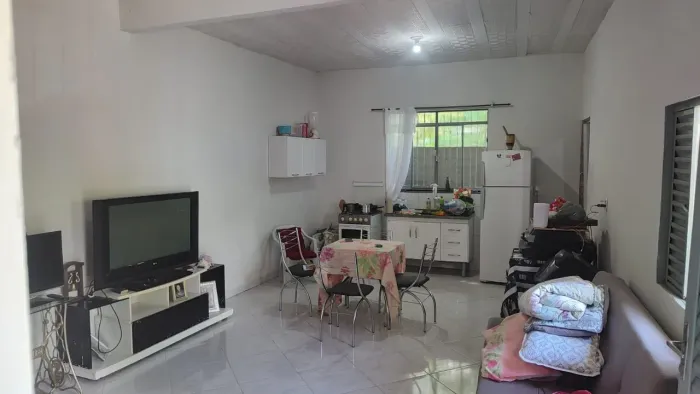 CIDADE RIO POMBA Casa 01 quarto com suite, sala conjugada com a cozinha, banheiro varanda