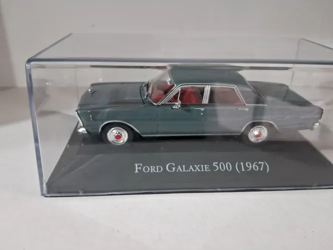 Miniatura Ford Galaxie 1967 - Escala 1/43