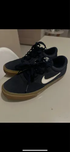 Tenis nike sb feminino azul 38