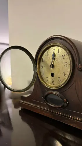 Relógio de mesa alemão Junghans