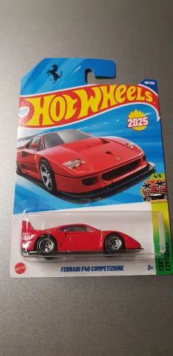 Hot Wheels Ferrari F40 Competizione - Exóticos