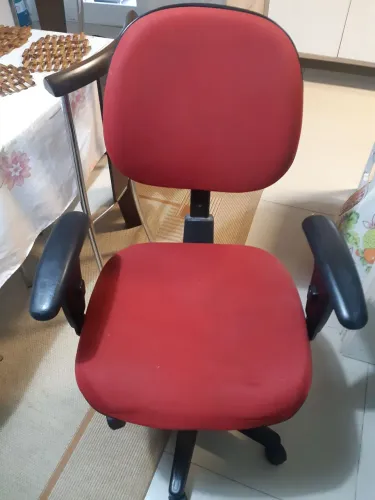 Cadeira escritório vermelha