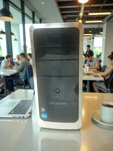 Computador Intel Core QUAD Q8400 