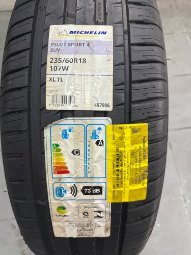 Pneu Michelin Pilot Sport 4 SUV 235/60R18