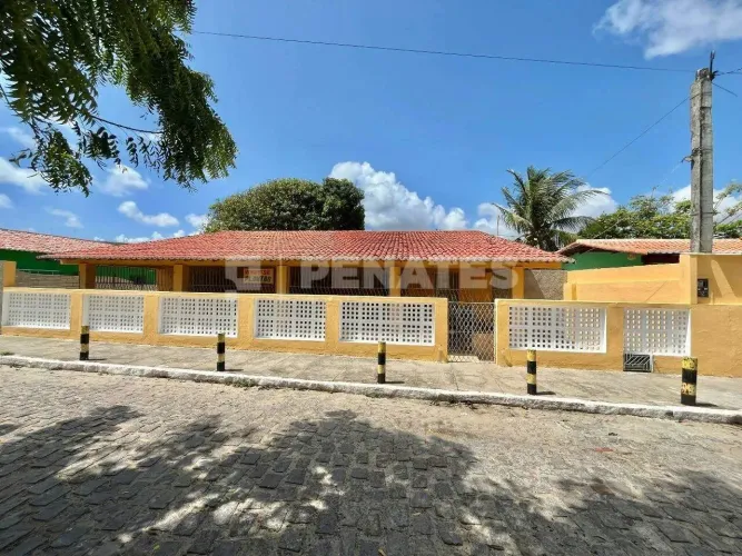 Casa na Praia da Redinha há 5 minutos do Novo Mercado e Pontos Turísticos da Cidade do Sol
