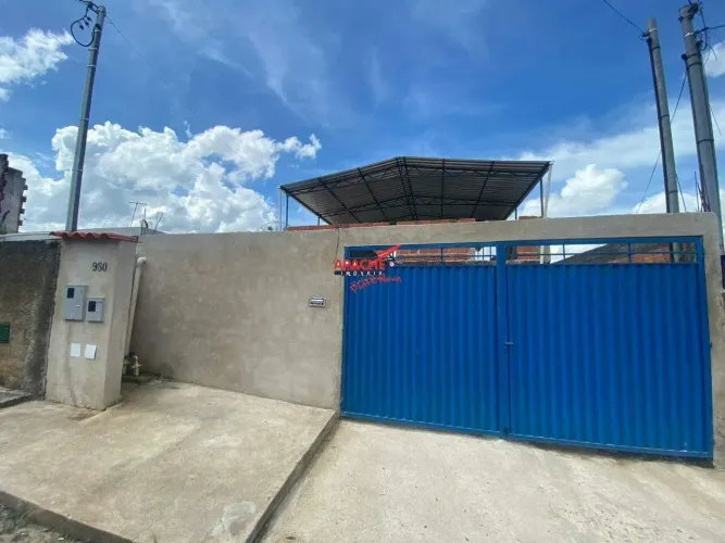 Casa com 6 quartos e 3 vagas a venda no bairro São Geraldo em Ponte Nova