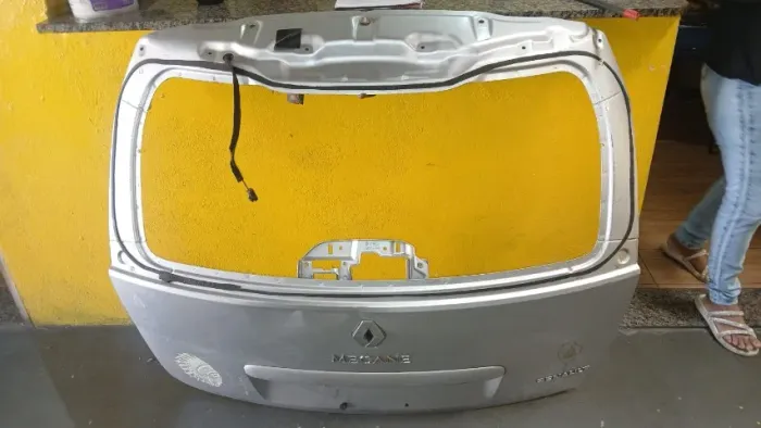Tampa traseira Renault megane grand tour 2007 a 2013 