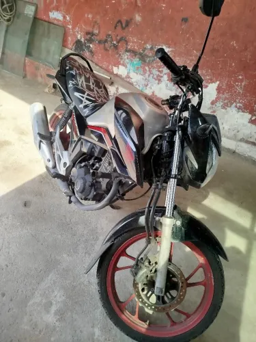 Vendo Titan 160 2021