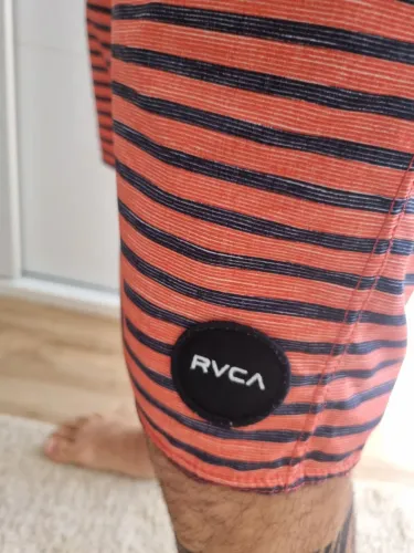 Short de Praia RVCA Laranja e Preto