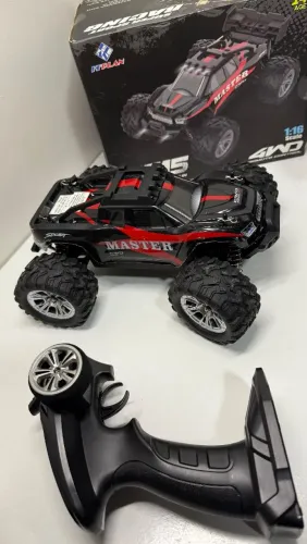 Carrinho de Controle Remoto Master 4WD