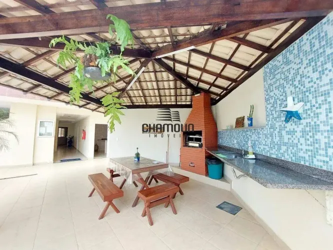 Cobertura duplex com 3 quartos, à venda em Guarapari na Enseada Azul.