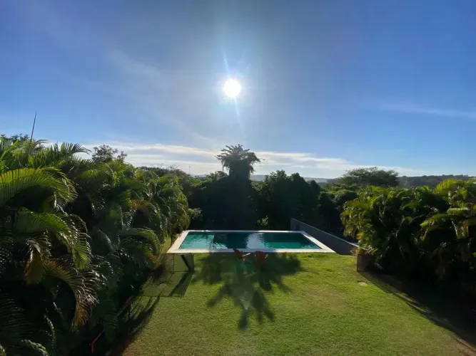 Casa de condomínio para aluguel com 531 metros quadrados com 4 quartos