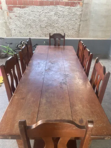Mesa de madeira rústica 8 cadeiras