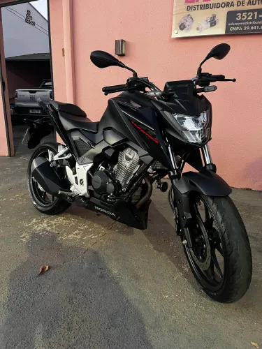 Cb300F