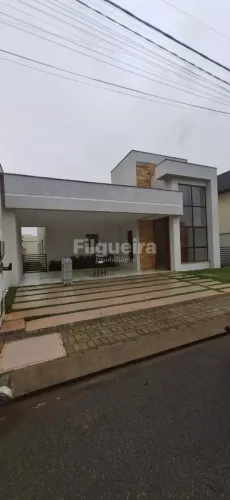 Casa Térrea para Locação no Condomínio Monte Carlo