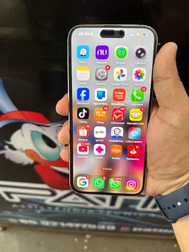 VENDO 15 pro Max 256gb chip físico