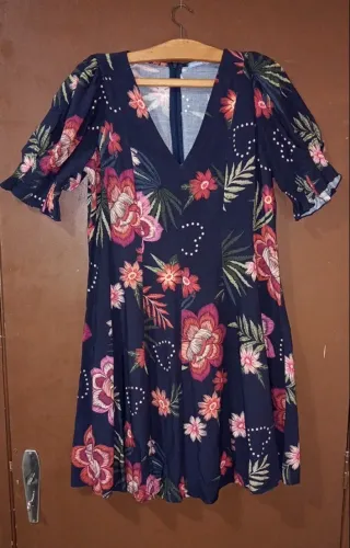 Vestido Feminino Floral Pistachio Decote V Manga Bufante G