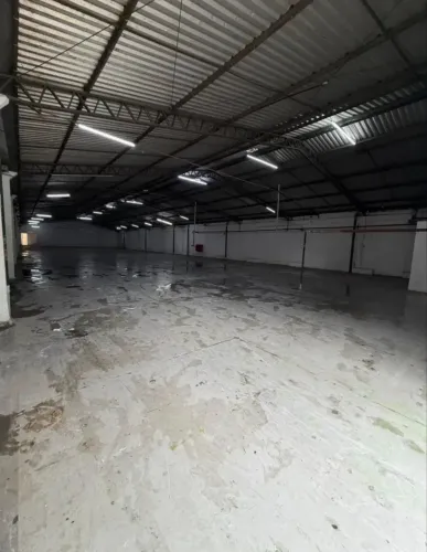 Galpão 1.400m2 Nível 5 Distrito 1 leia