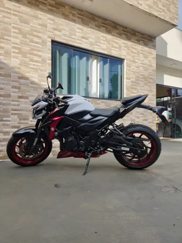 Suzuki GSX-S 750 ABS 2021/2022 - Pneus Novos - Escapamento Esportivo + Original