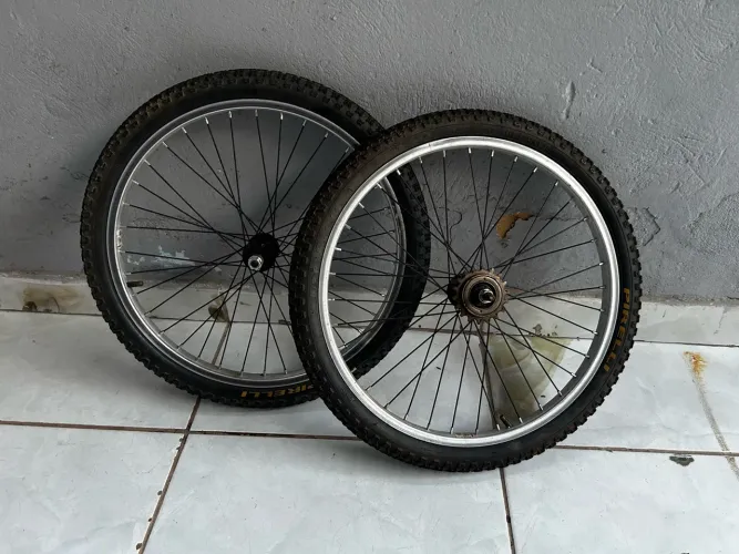 Vendo bicicleta seminova