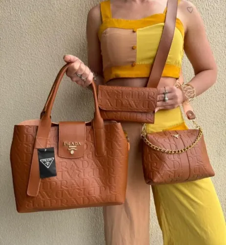 Kit Bolsa Prada Feminina 3 em 1 - Relevo Monograma Preto - Alça de Mão e Transversal