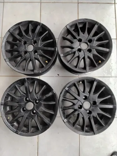 Jogo de rodas aro 14 Shock R91