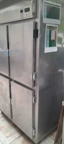Geladeira industrial inox
