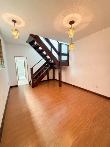 Casa com 3 dormitórios à venda, 158 m² por R$ 680.000,00 - Imbetiba - Macaé/RJ