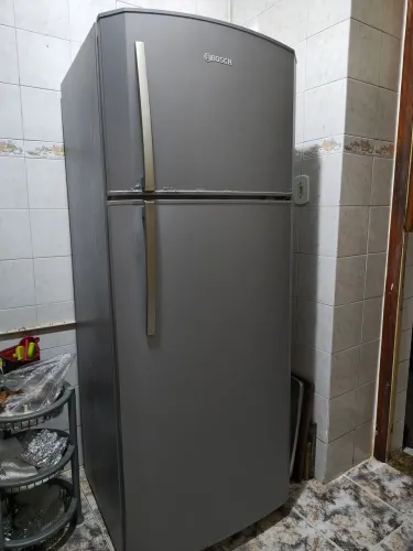 Geladeira BOSCH 420 litros usada com defeito no Refrigerador