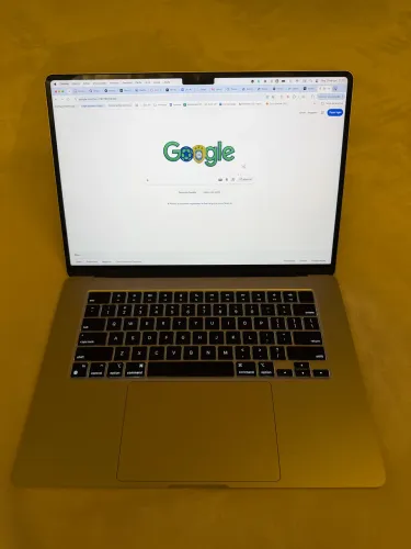 Macbook Air M3 15 polegadas - 16gb ram, 512gb ssd
