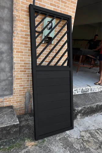 Porta de alumínio preto 80x210 a pronta entrega