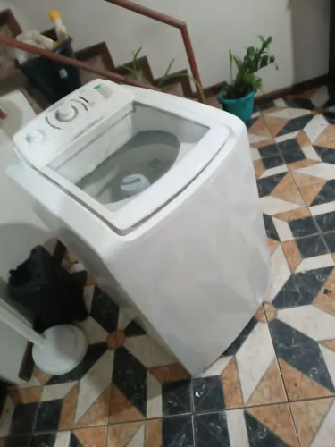 Lavadora Electroluxs 10 kilos ótimo estado funciona perfeitamente 