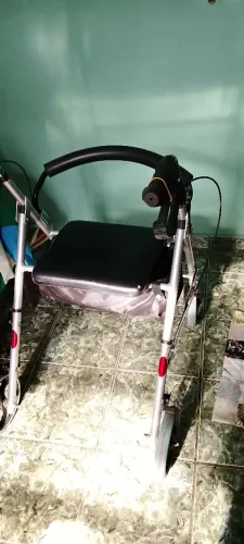 Andador com Assento ? - Conforto & Segurança ?
