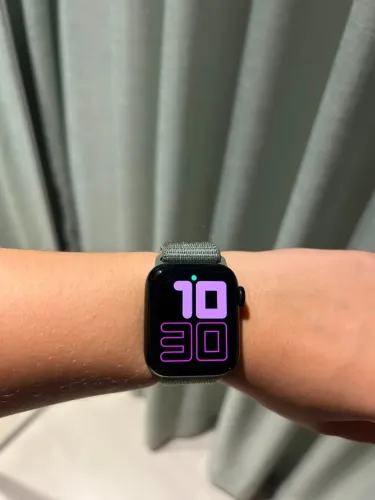 Apple Watch SE 2ª Geração 40mm GPS - Bateria 88% - Com Carregador Original
