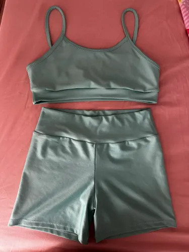 Roupas de academia