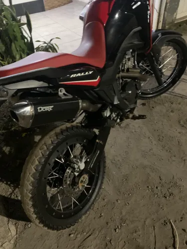Escapamento sahara 300