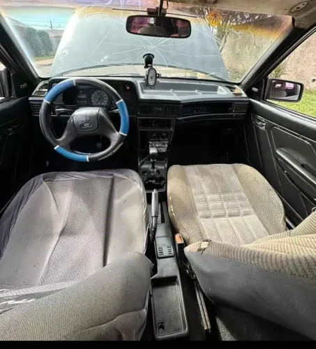 Kadett pra peças de acabamento