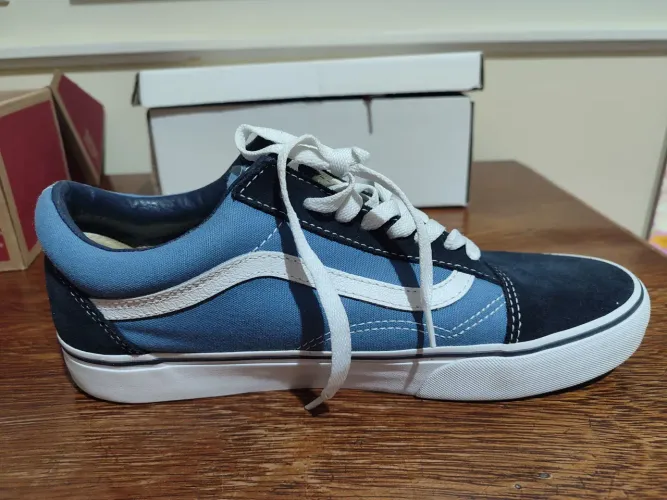 Tênis Vans nunca usado.