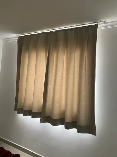 2 cortinas completas com trilho