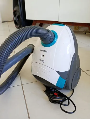 Aspirador de Pó - 1200w