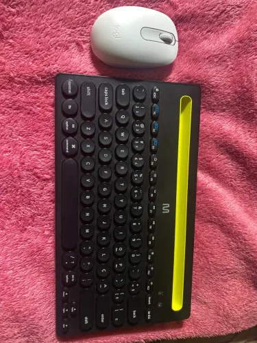 Teclado Da Multilaser Bluetooth + Mouse da Logitech Bluetooth