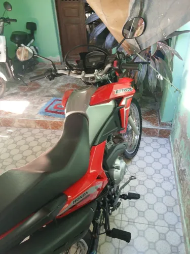 Vende-se Bros 2023 