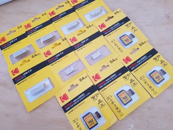 MicroSD 64GB Kodak + Pendrive 64GB Kodak Para Câmeras Smartphone Videogames Tablet e PC