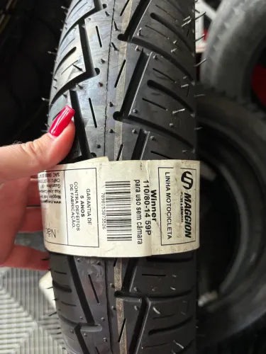 01 pneu traseiro Pcx 110/80R14 novo