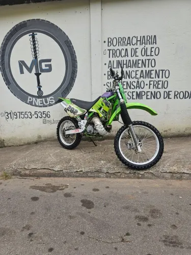 KDX 220cc  2T