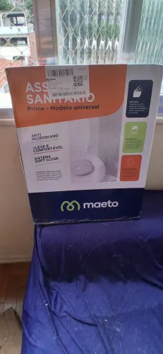 Vendo 2 assentos de vaso sanitários novos na caixa