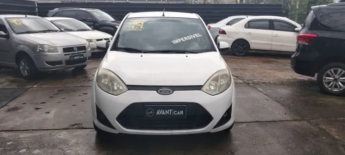 Ford Fiesta Sedan SE 1.6 8V Flex 4P 2014