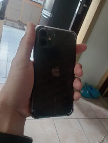 Vendo ou troco iphone 11 128gb