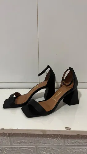 Sandália feminina vizzano - 37